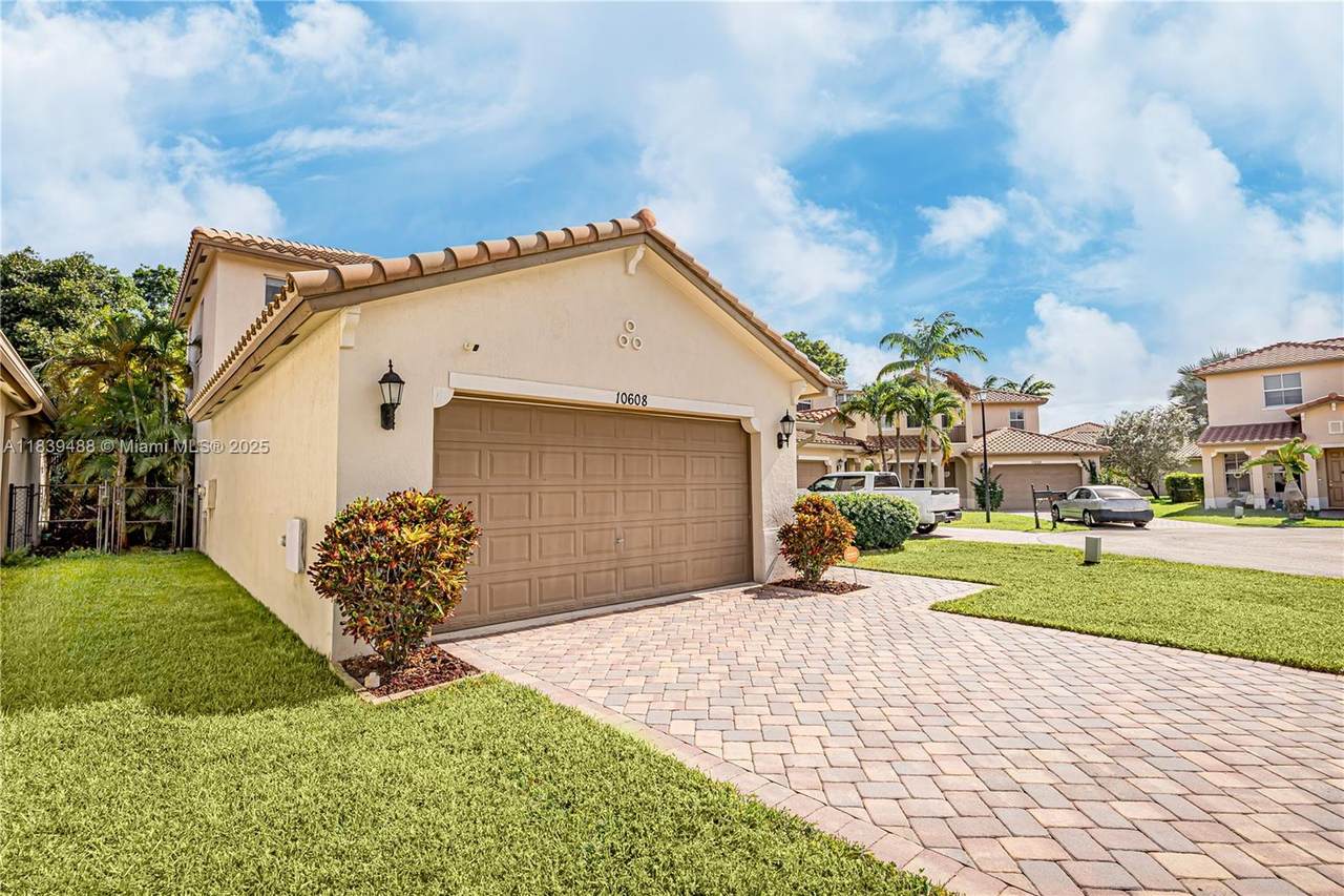 https://bt-photos.global.ssl.fastly.net/miami/1280_boomver_1_A11839488-2.jpg