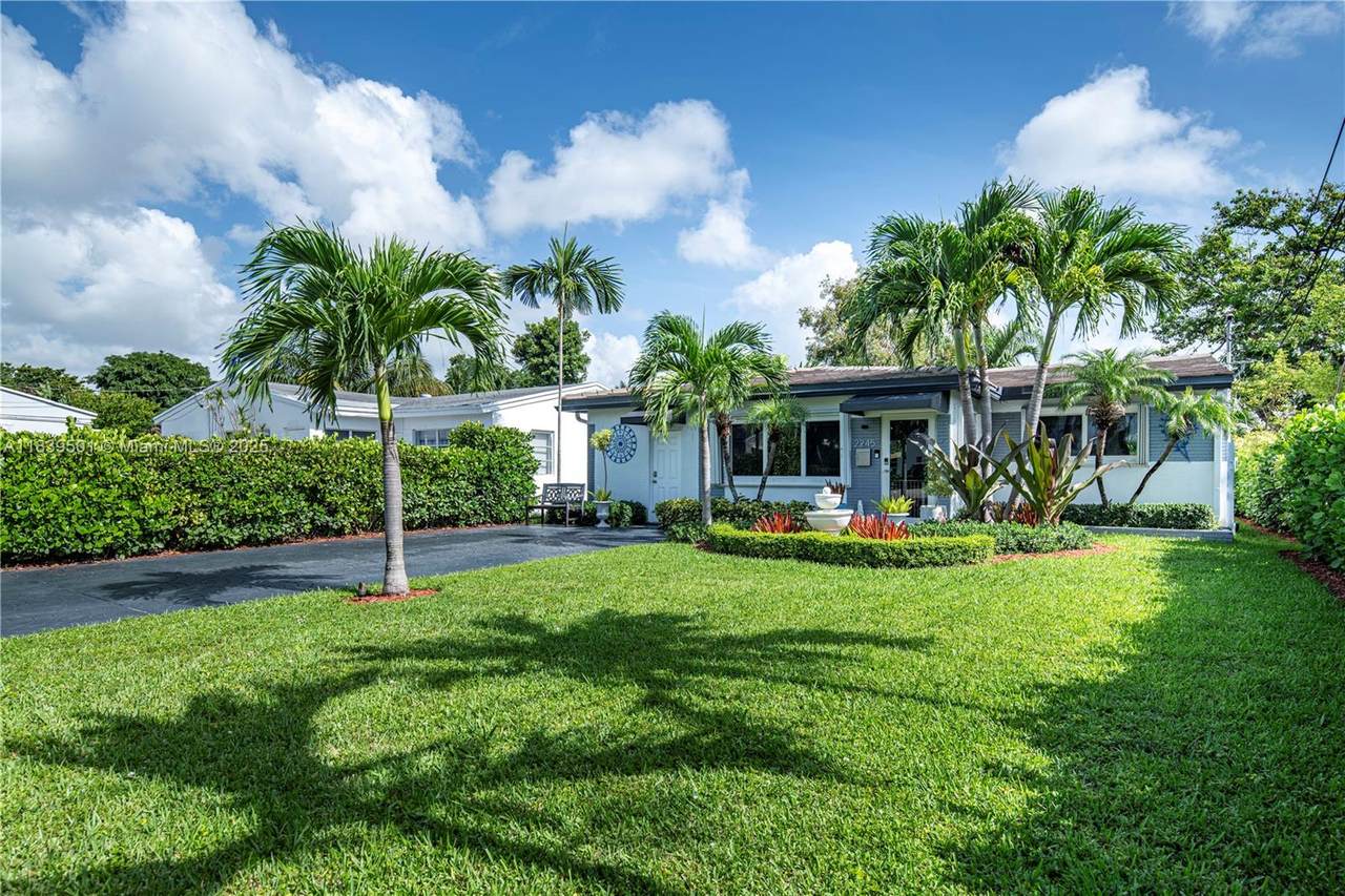 https://bt-photos.global.ssl.fastly.net/miami/1280_boomver_1_A11839501-2.jpg