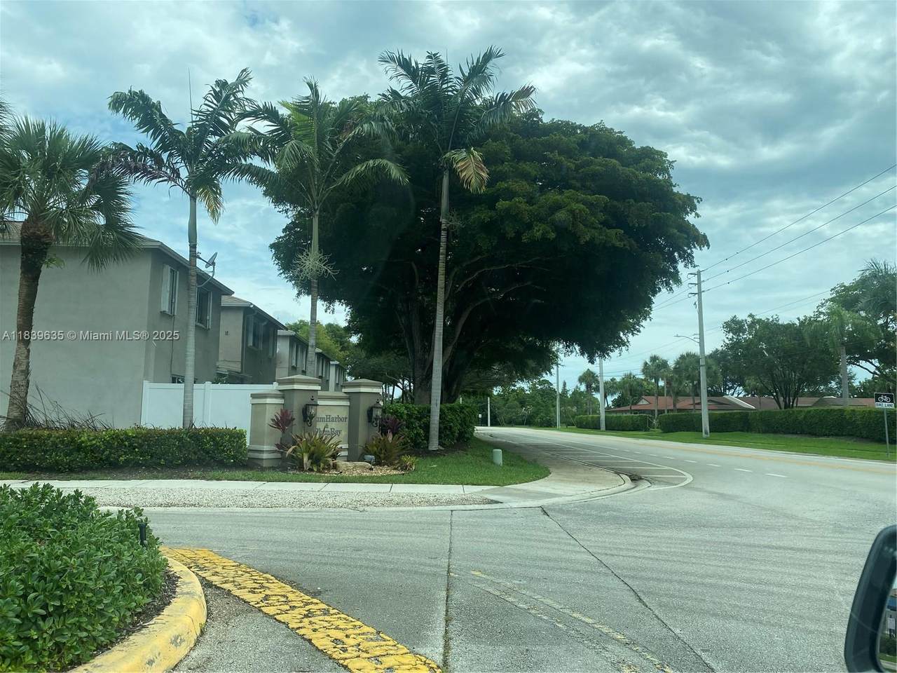 6006 Plum Pl - Photo 1