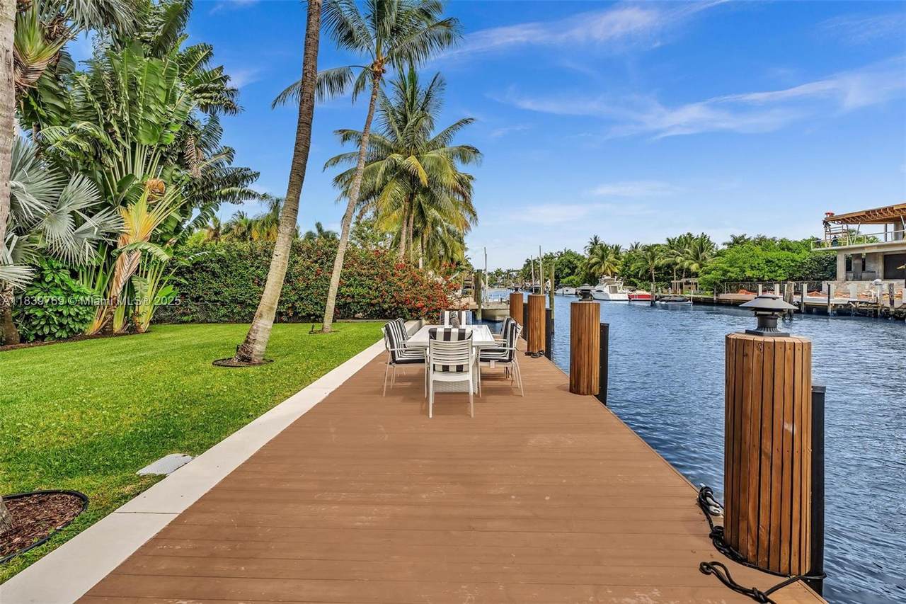 https://bt-photos.global.ssl.fastly.net/miami/1280_boomver_1_A11839769-2.jpg