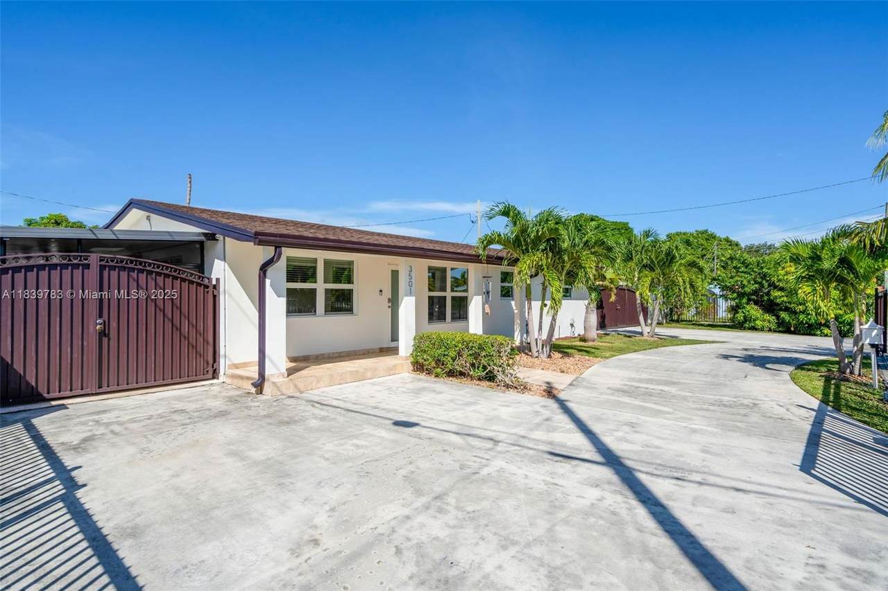 https://bt-photos.global.ssl.fastly.net/miami/1280_boomver_1_A11839783-2.jpg