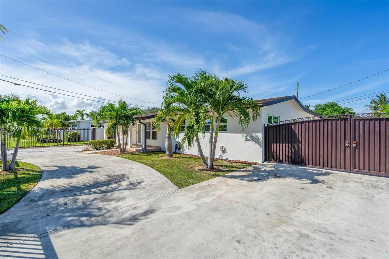 https://bt-photos.global.ssl.fastly.net/miami/1280_boomver_1_A11839783-2.jpg