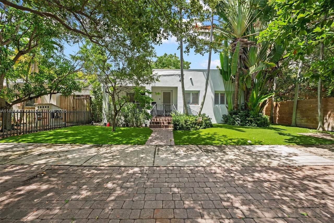 2511 Tequesta Ln - Photo 1
