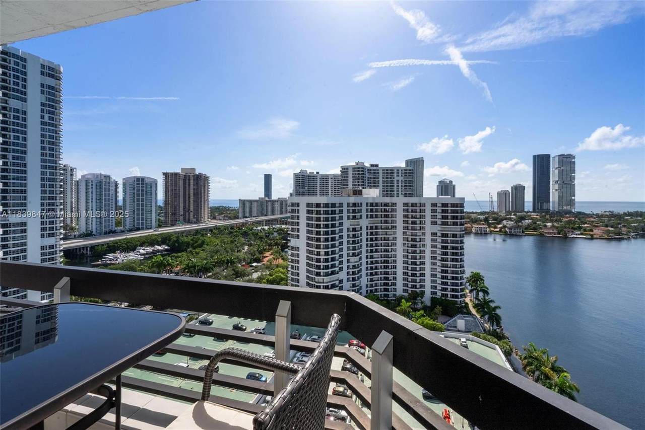 https://bt-photos.global.ssl.fastly.net/miami/1280_boomver_1_A11839847-2.jpg