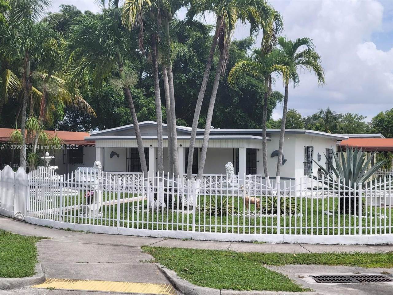 https://bt-photos.global.ssl.fastly.net/miami/1280_boomver_1_A11839912-2.jpg