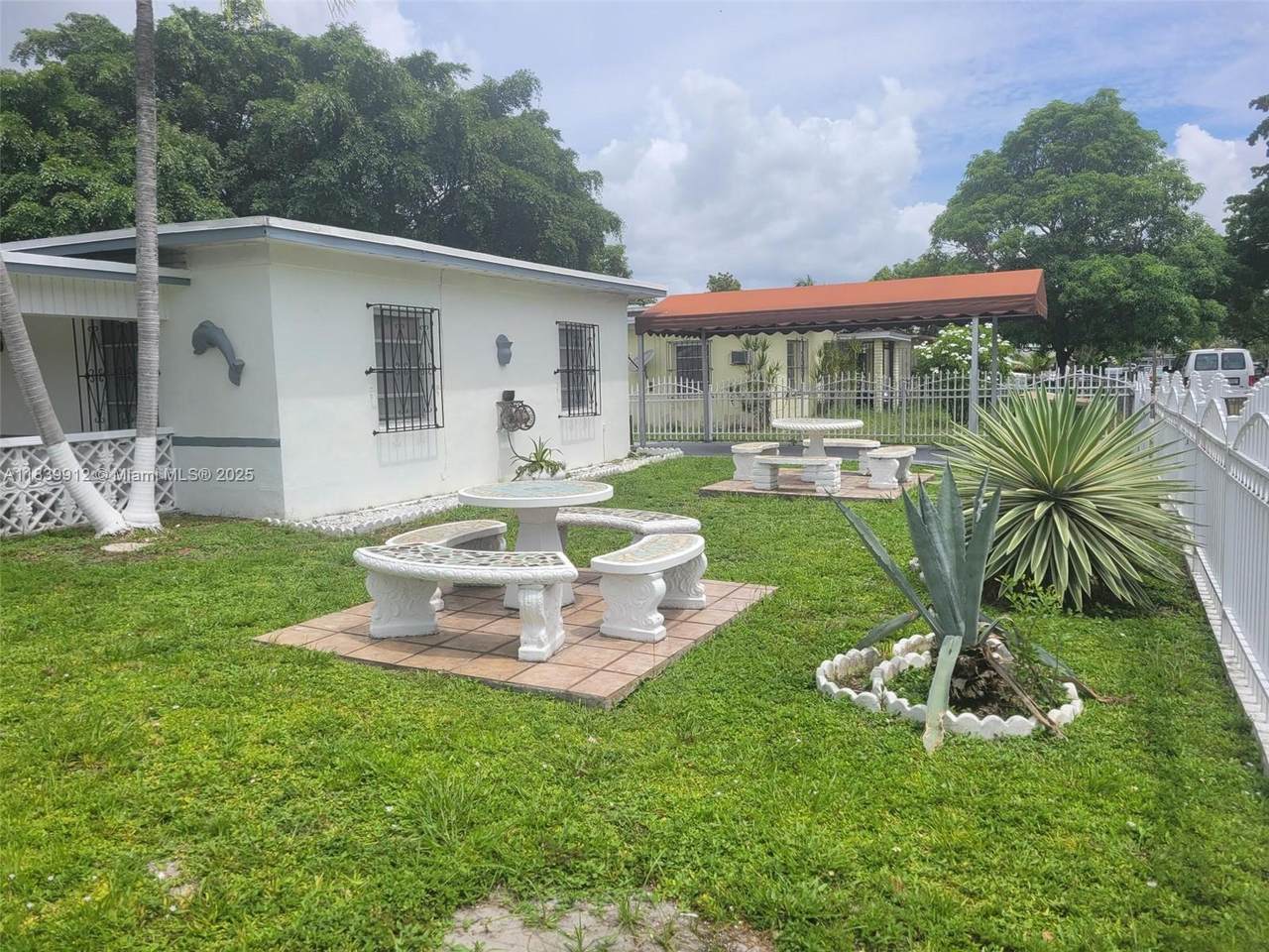 https://bt-photos.global.ssl.fastly.net/miami/1280_boomver_1_A11839912-2.jpg