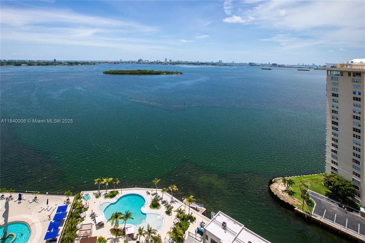 https://bt-photos.global.ssl.fastly.net/miami/1280_boomver_1_A11840006-2.jpg