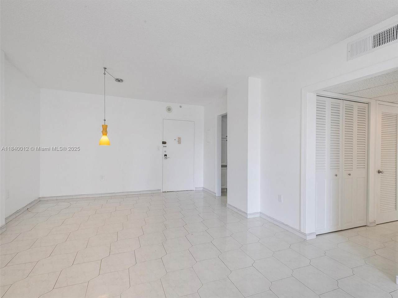 https://bt-photos.global.ssl.fastly.net/miami/1280_boomver_1_A11840012-2.jpg