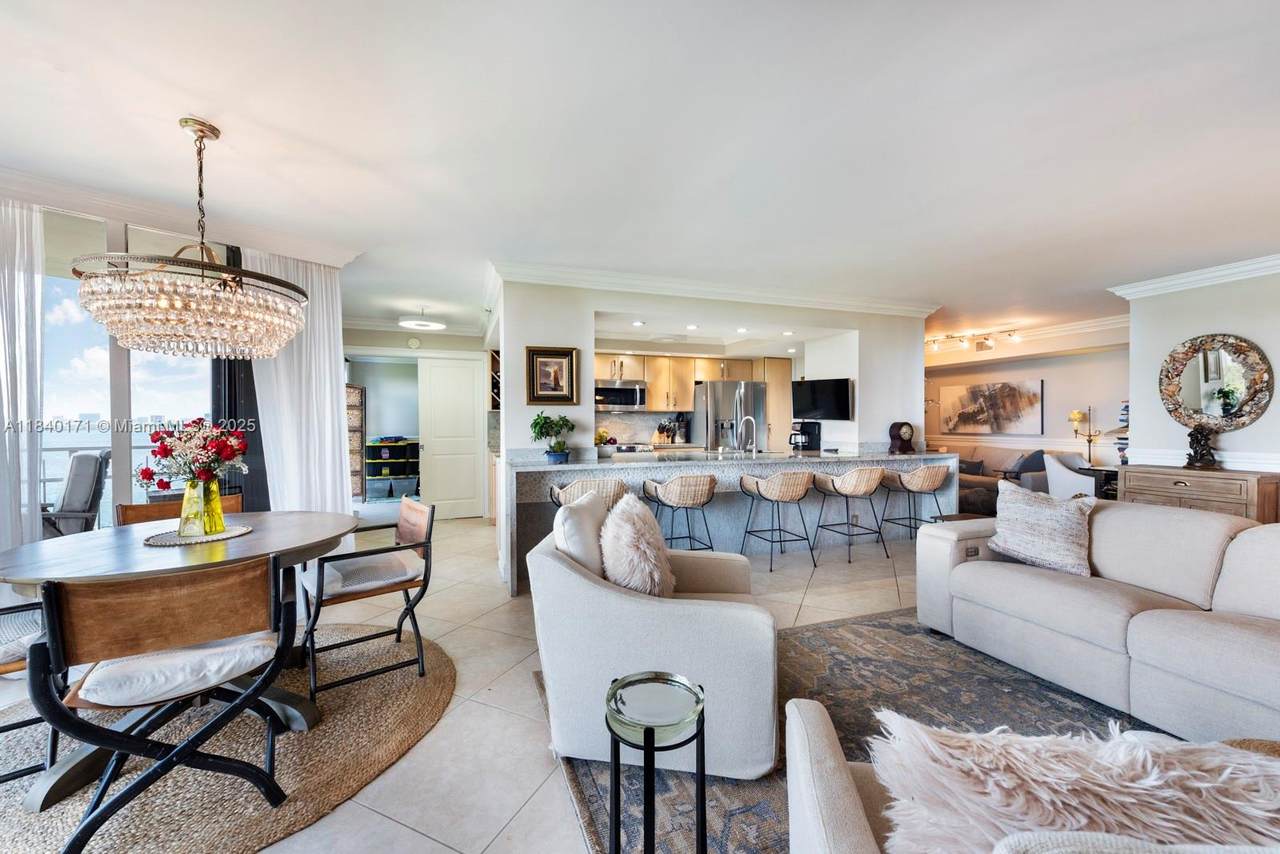 4000 Towerside Ter - Photo 1