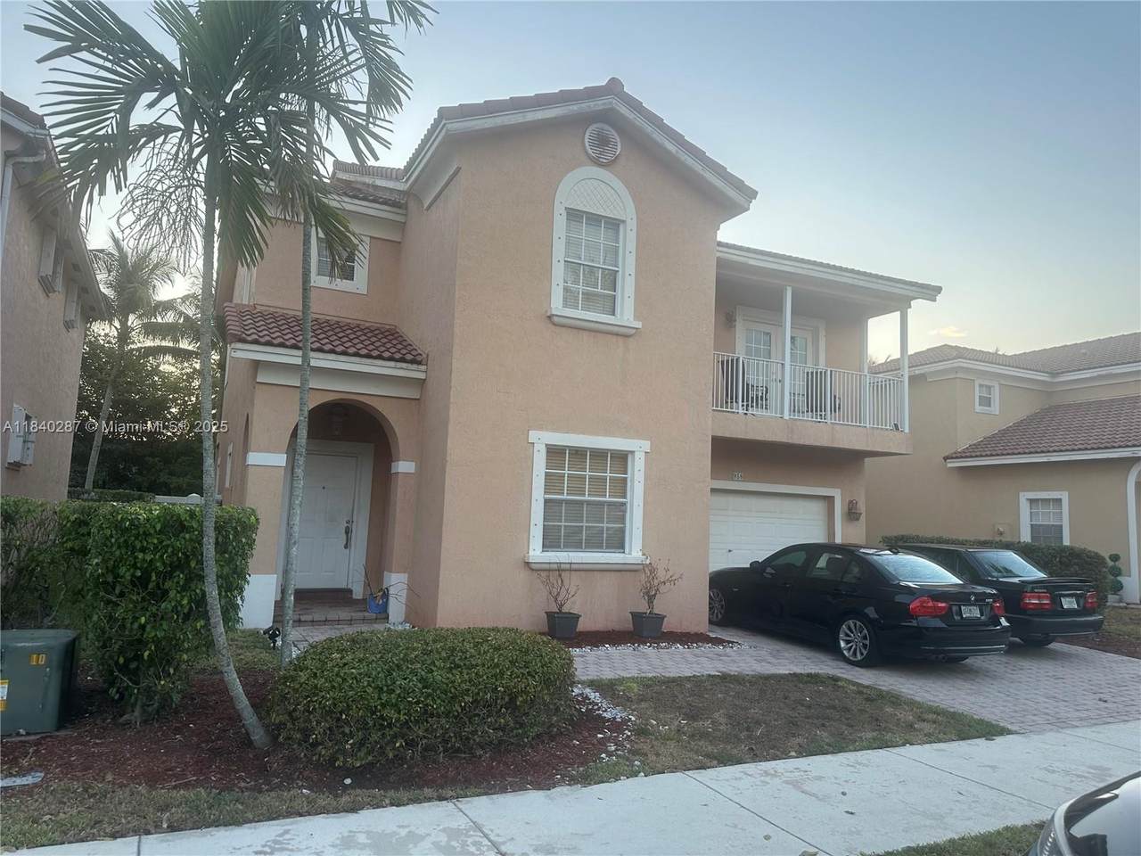 958 127th Ave - Photo 1