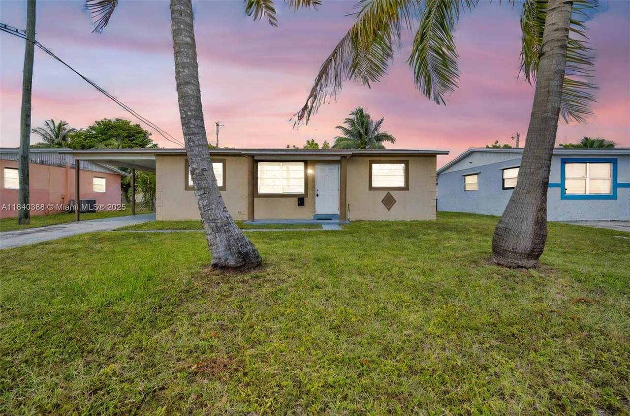 451 28th Ave - Photo 1