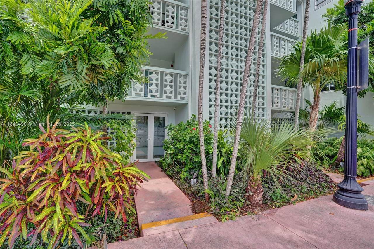 https://bt-photos.global.ssl.fastly.net/miami/1280_boomver_1_A11840490-2.jpg