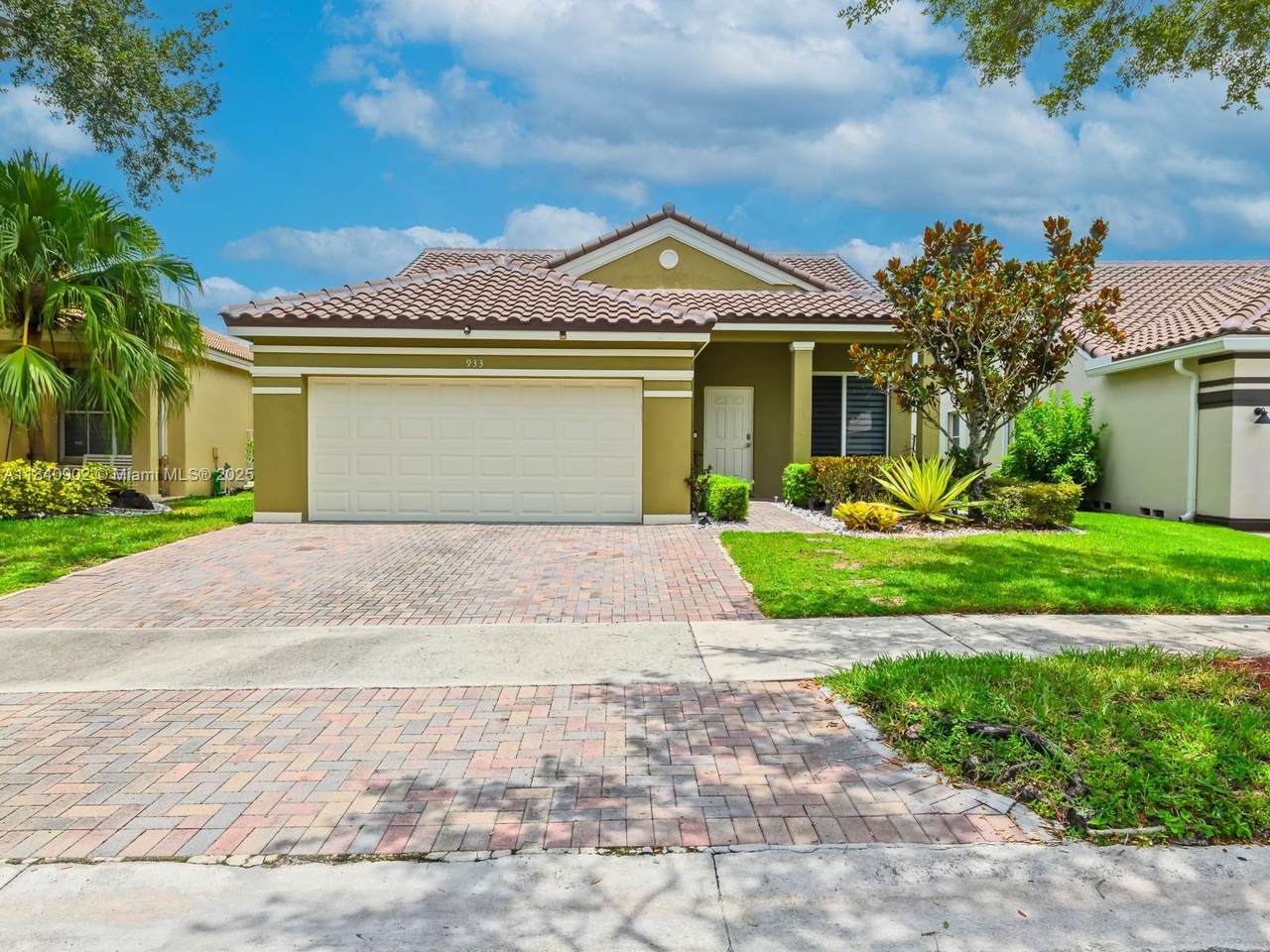 https://bt-photos.global.ssl.fastly.net/miami/1280_boomver_1_A11840902-2.jpg