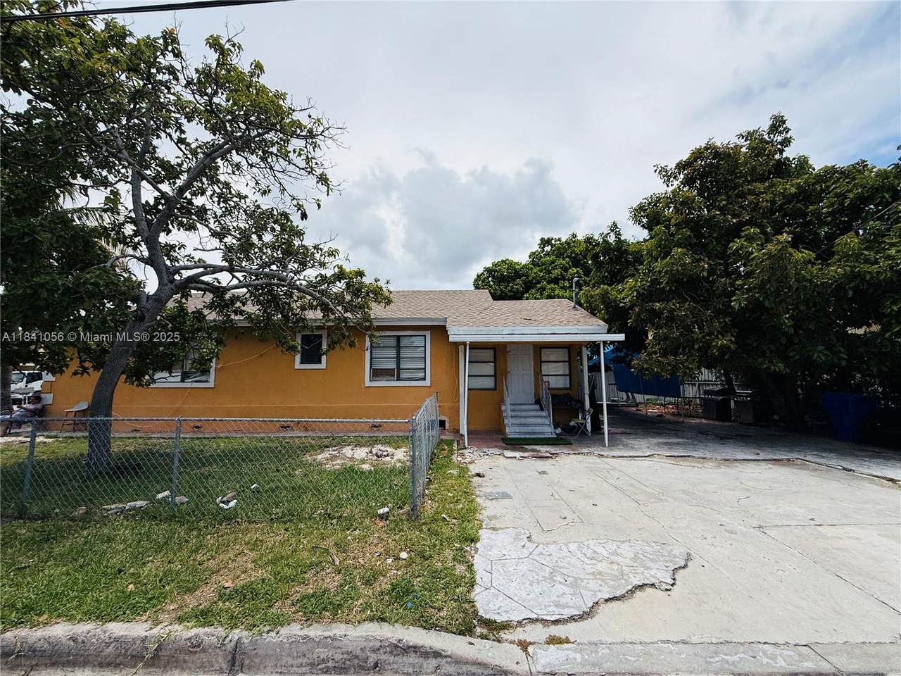 https://bt-photos.global.ssl.fastly.net/miami/1280_boomver_1_A11841056-2.jpg