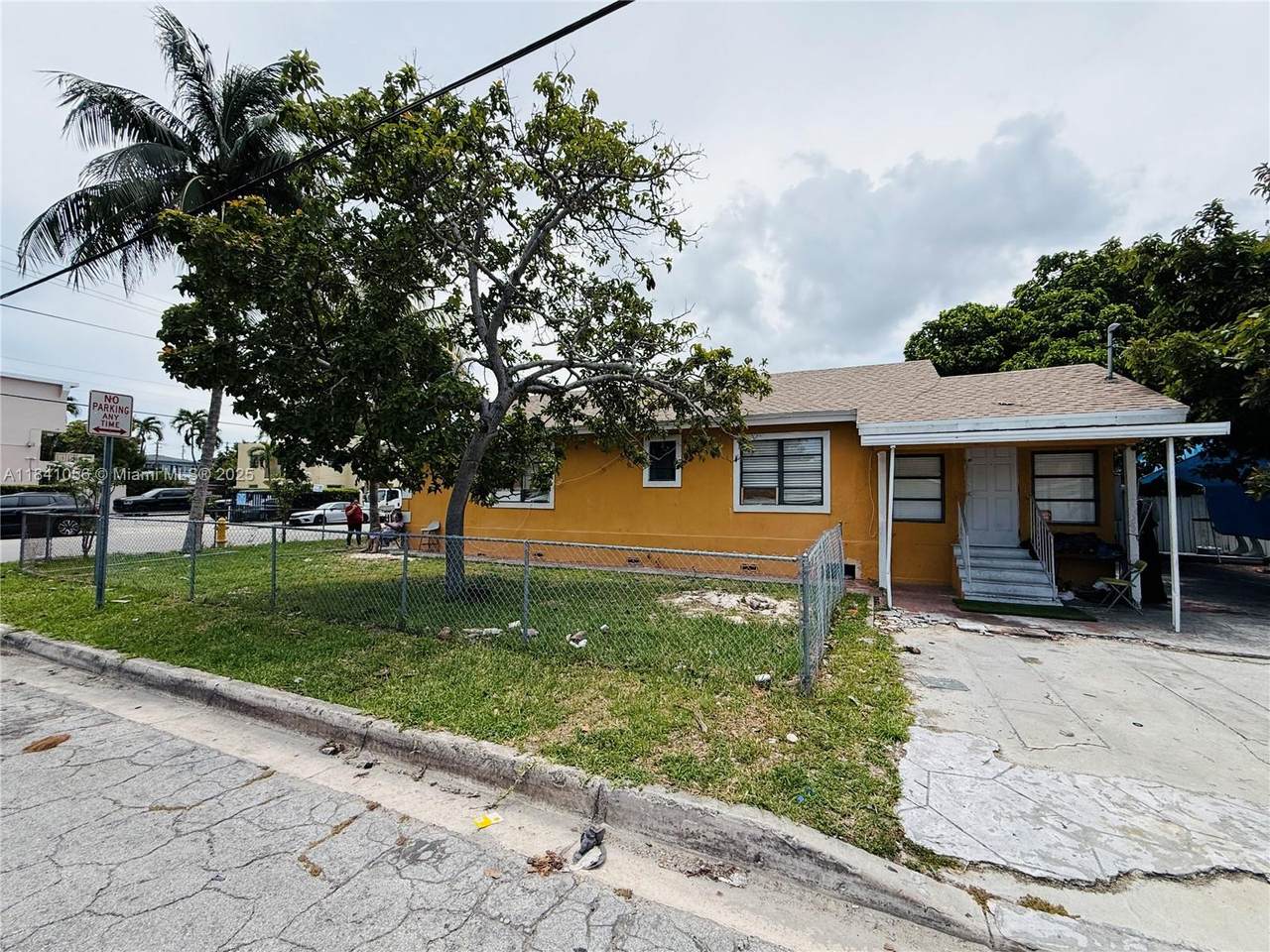 https://bt-photos.global.ssl.fastly.net/miami/1280_boomver_1_A11841056-2.jpg
