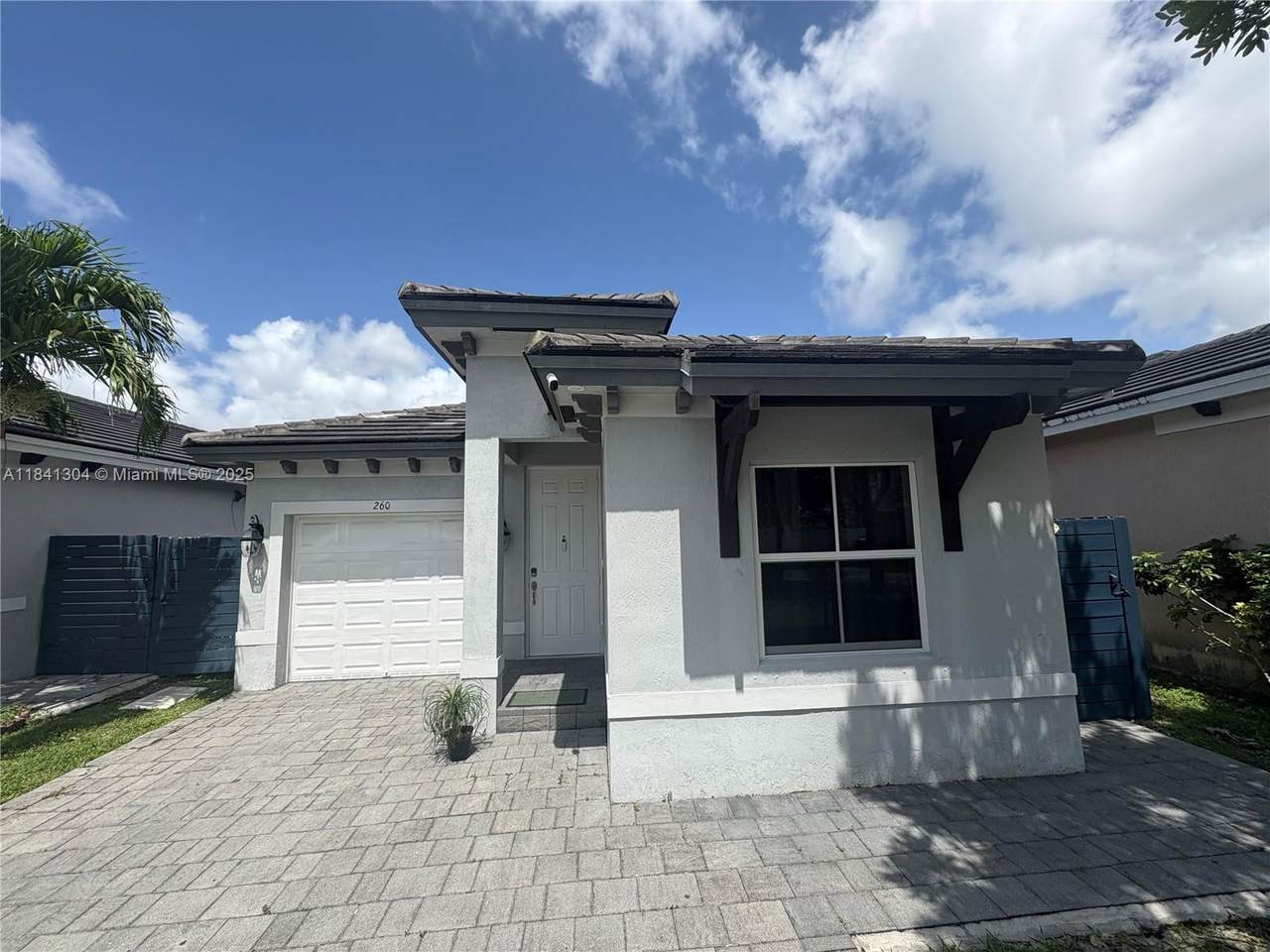 260 32nd Ave - Photo 1