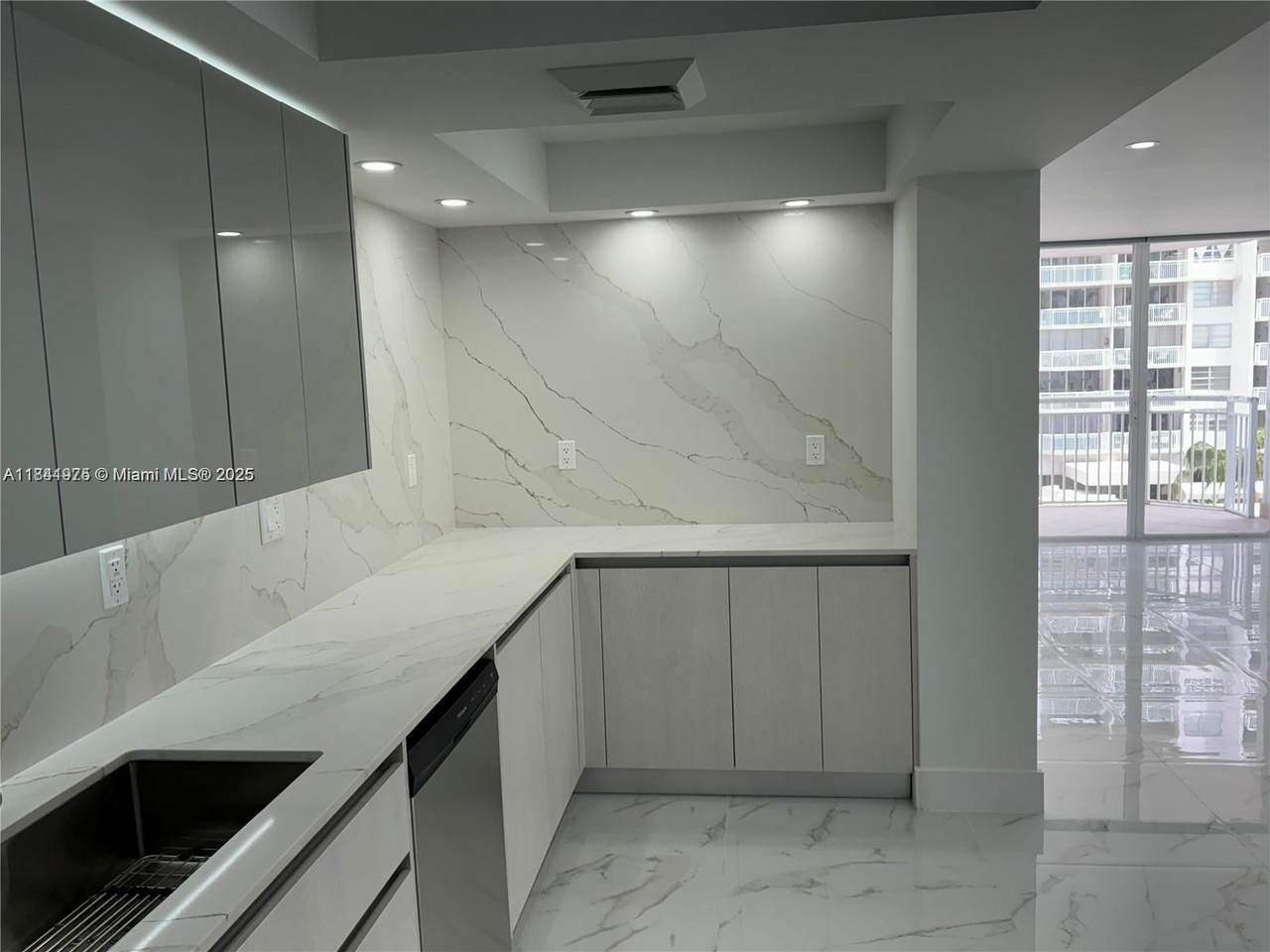 18031 Biscayne Blvd - Photo 1