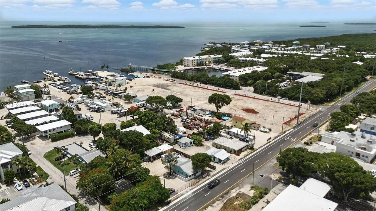 https://bt-photos.global.ssl.fastly.net/miami/1280_boomver_1_A11842443-2.jpg