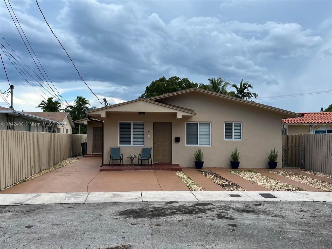 3194 26th St - Photo 1