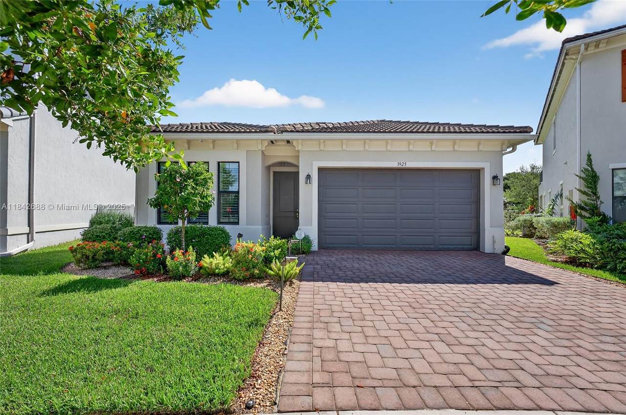 3925 89th Way - Photo 1