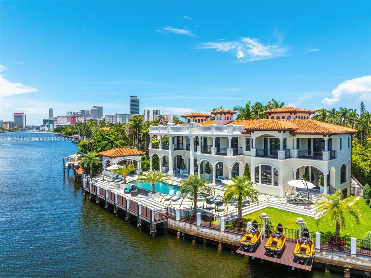 https://bt-photos.global.ssl.fastly.net/miami/1280_boomver_1_A11842783-2.jpg