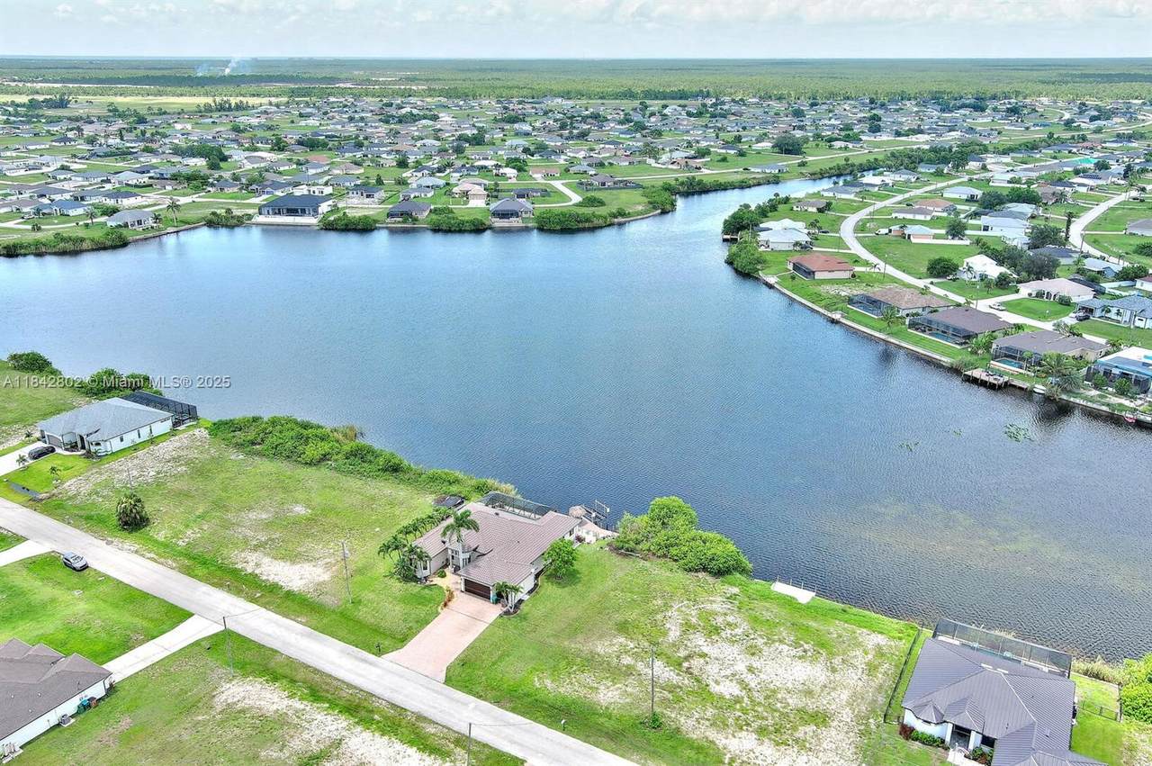 https://bt-photos.global.ssl.fastly.net/miami/1280_boomver_1_A11842802-2.jpg