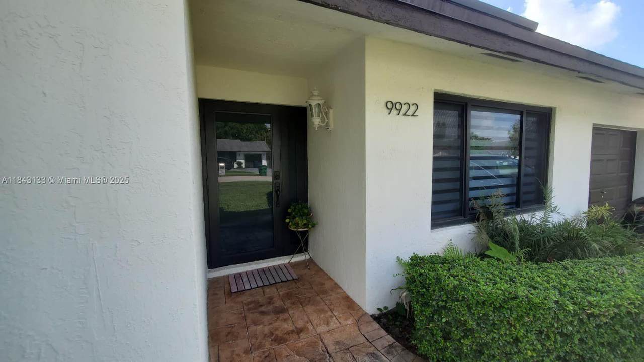 https://bt-photos.global.ssl.fastly.net/miami/1280_boomver_1_A11843133-2.jpg