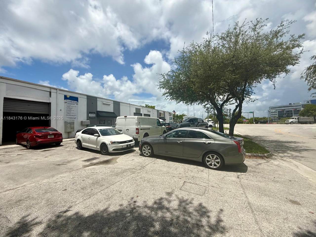 https://bt-photos.global.ssl.fastly.net/miami/1280_boomver_1_A11843176-2.jpg