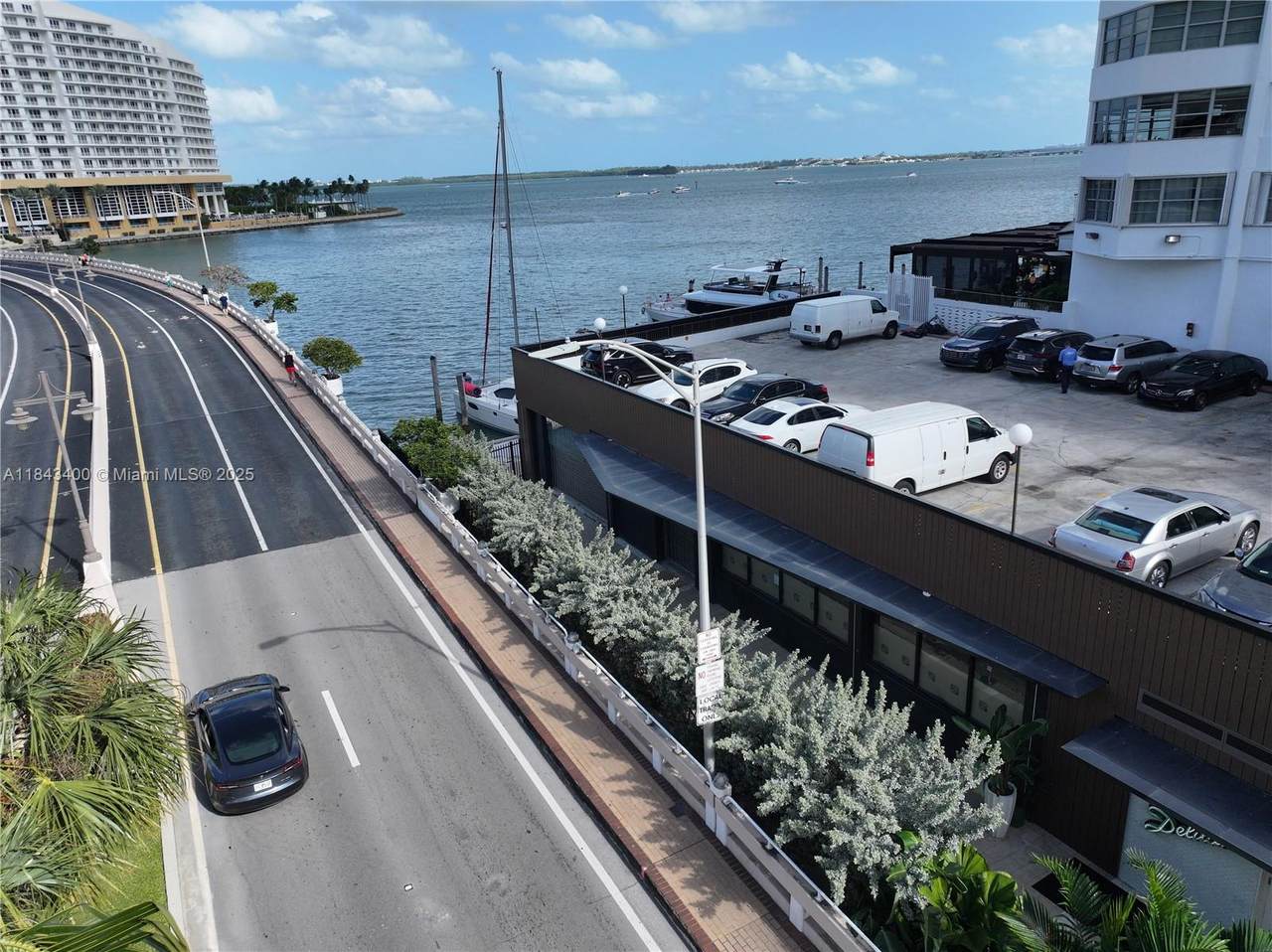 https://bt-photos.global.ssl.fastly.net/miami/1280_boomver_1_A11843400-2.jpg