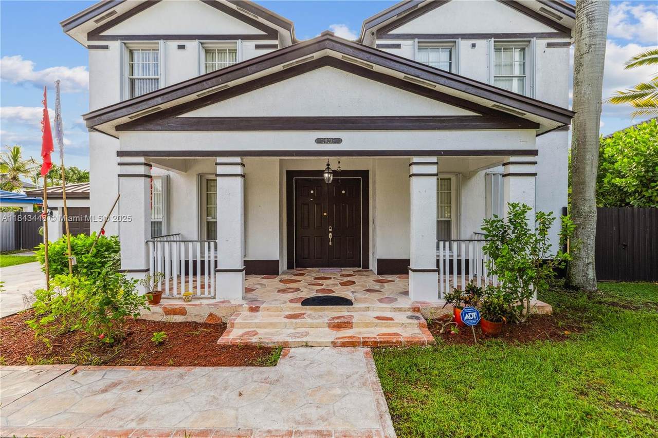 https://bt-photos.global.ssl.fastly.net/miami/1280_boomver_1_A11843448-2.jpg