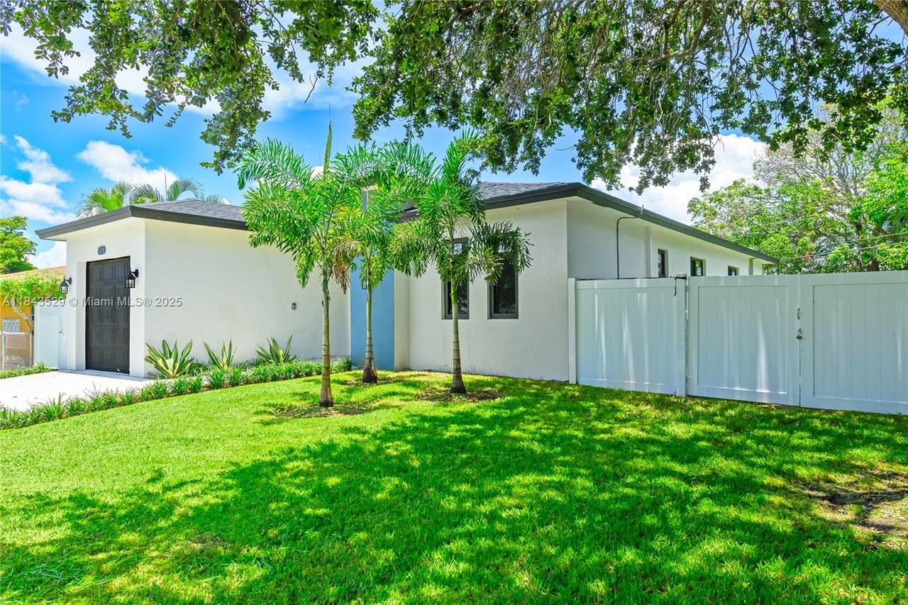 https://bt-photos.global.ssl.fastly.net/miami/1280_boomver_1_A11843529-2.jpg