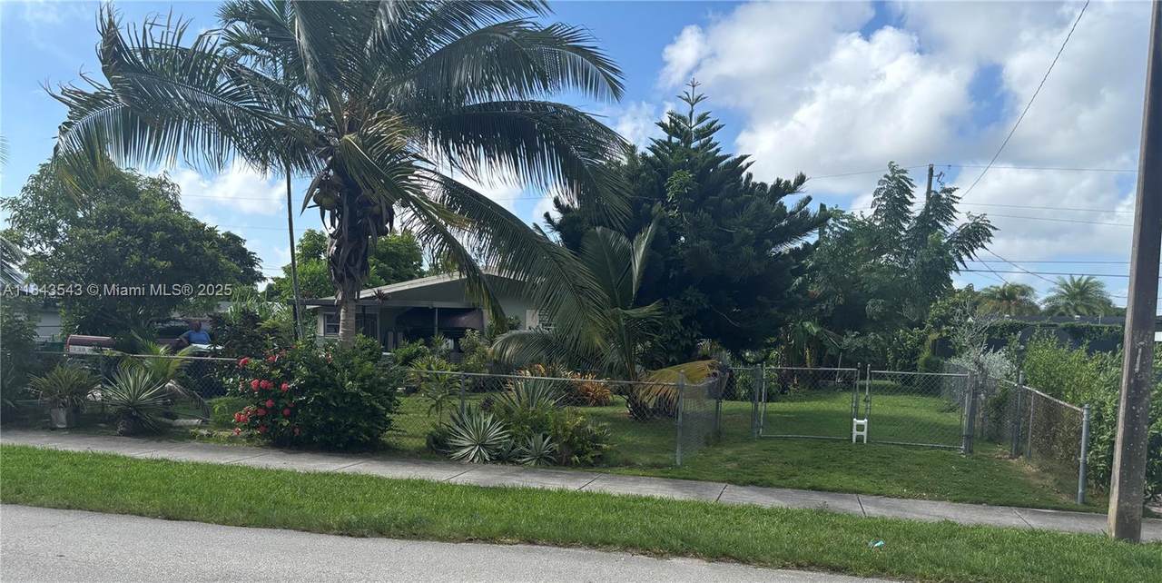 https://bt-photos.global.ssl.fastly.net/miami/1280_boomver_1_A11843543-2.jpg