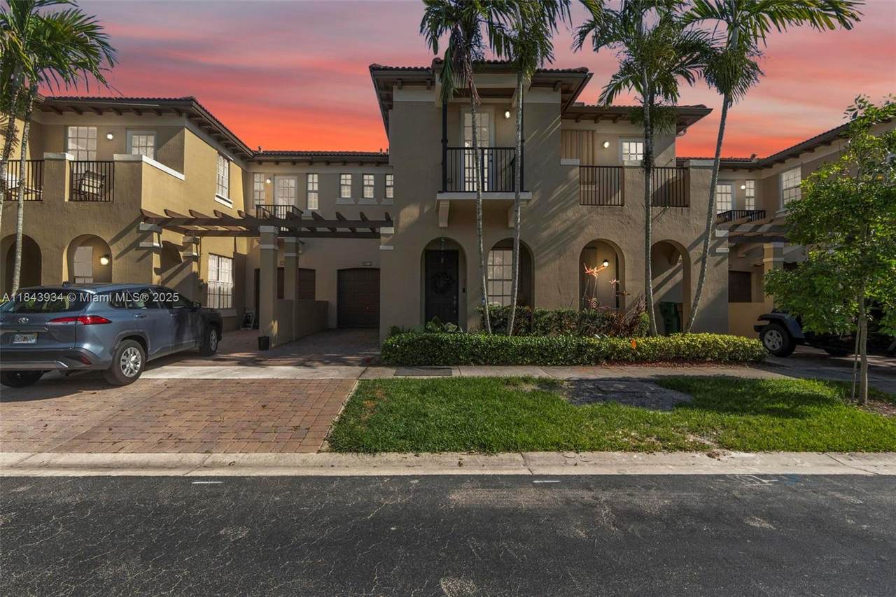 8612 Buckskin Mnr - Photo 1