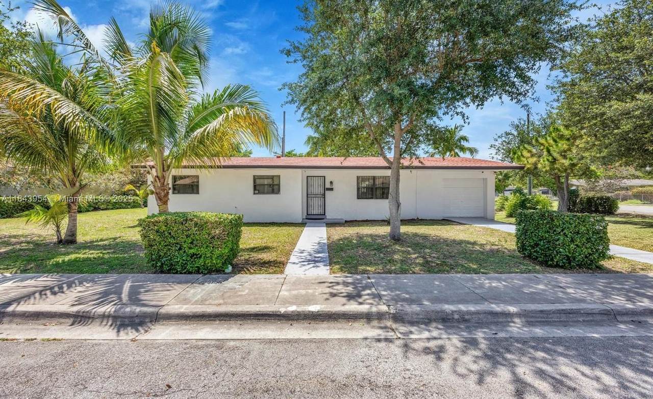 6250 58th Pl - Photo 1