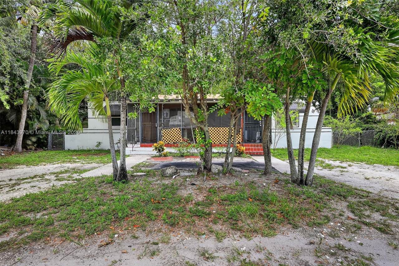https://bt-photos.global.ssl.fastly.net/miami/1280_boomver_1_A11843970-2.jpg