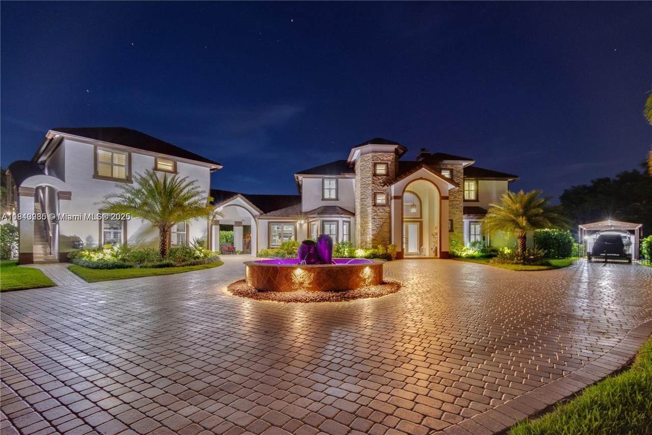 https://bt-photos.global.ssl.fastly.net/miami/1280_boomver_1_A11843985-2.jpg