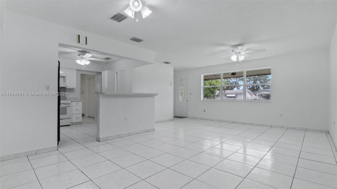 https://bt-photos.global.ssl.fastly.net/miami/1280_boomver_1_A11844001-2.jpg