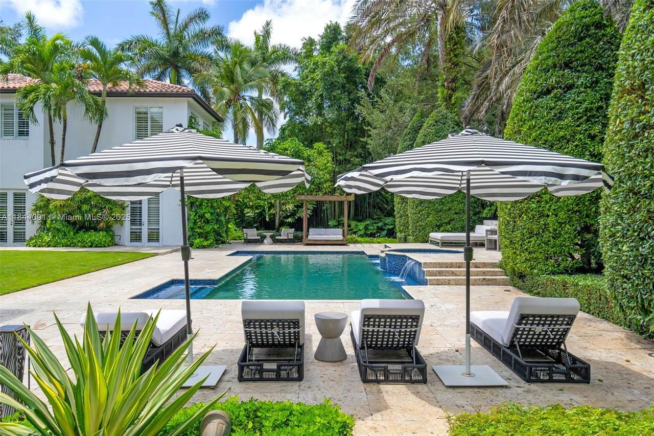 https://bt-photos.global.ssl.fastly.net/miami/1280_boomver_1_A11844091-2.jpg