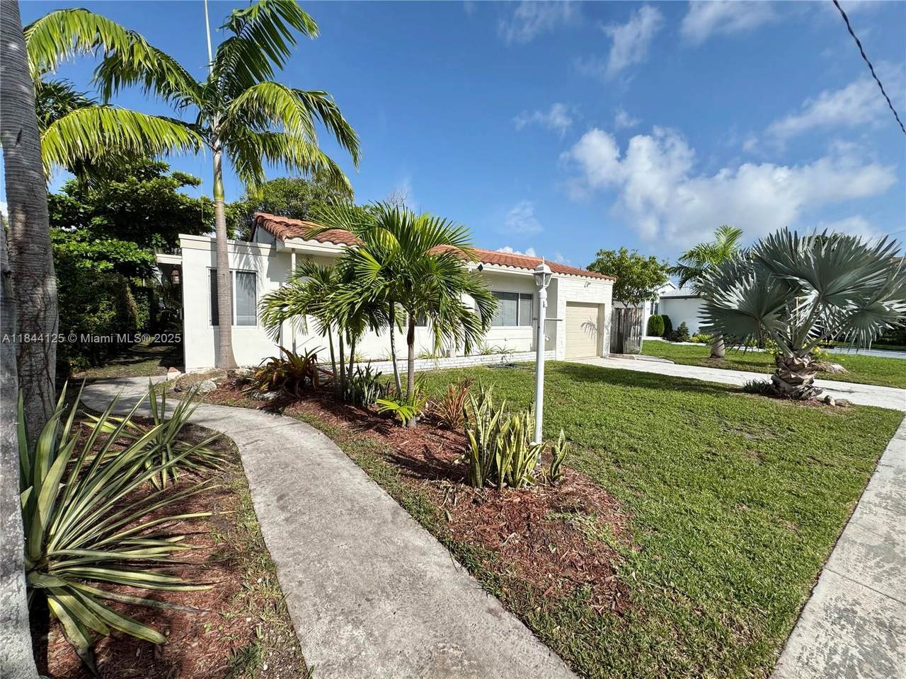 https://bt-photos.global.ssl.fastly.net/miami/1280_boomver_1_A11844125-2.jpg