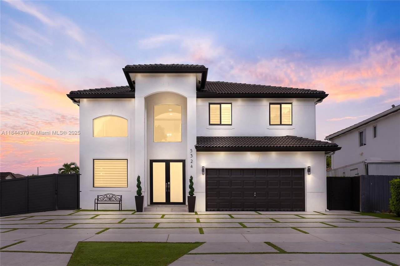 5324 164th Ct - Photo 1