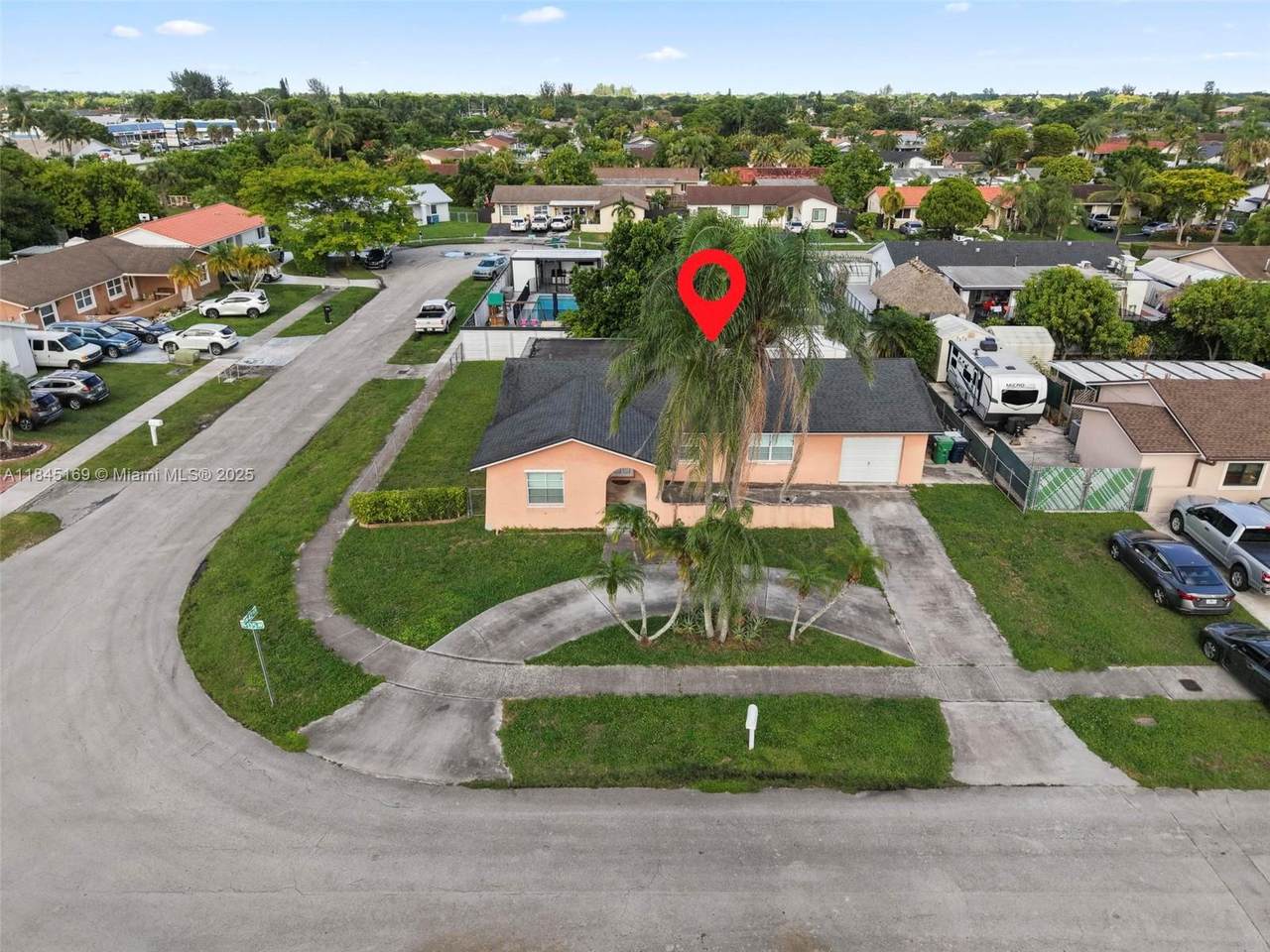 https://bt-photos.global.ssl.fastly.net/miami/1280_boomver_1_A11845169-2.jpg