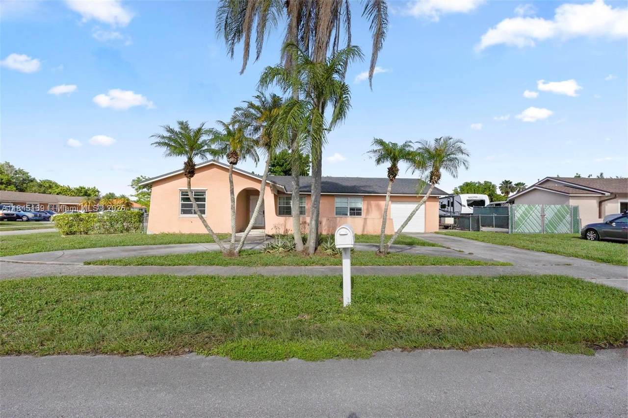 https://bt-photos.global.ssl.fastly.net/miami/1280_boomver_1_A11845169-2.jpg
