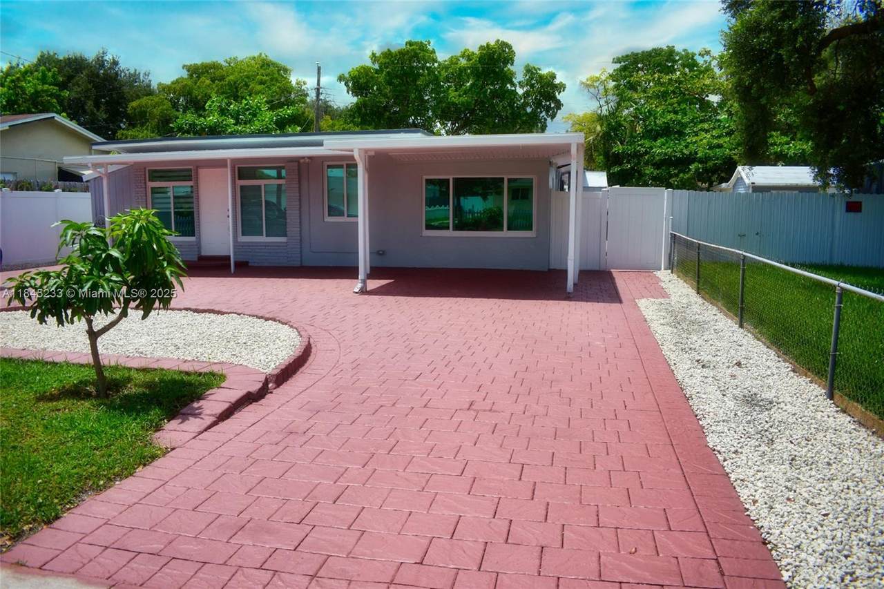 https://bt-photos.global.ssl.fastly.net/miami/1280_boomver_1_A11845233-2.jpg