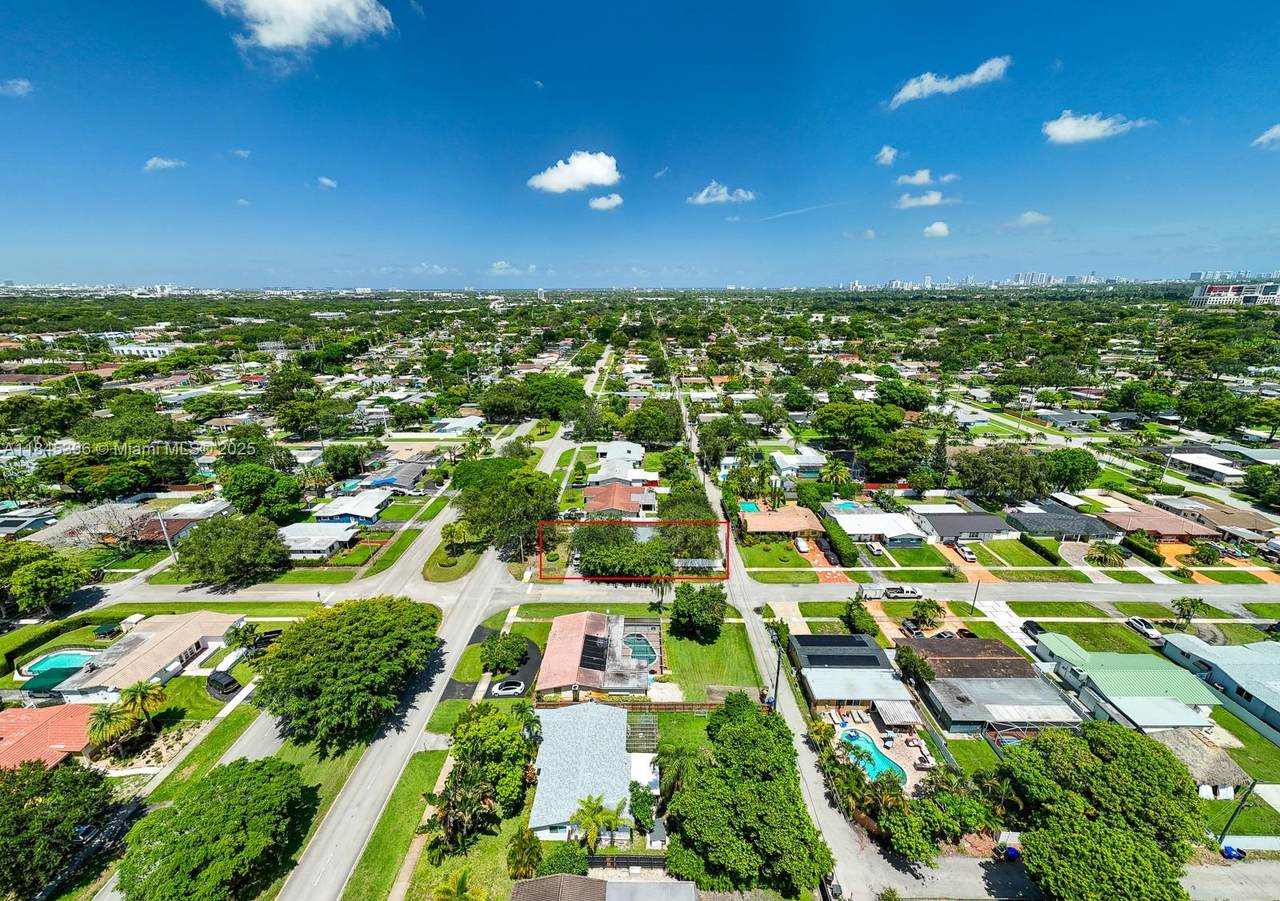 https://bt-photos.global.ssl.fastly.net/miami/1280_boomver_1_A11845396-2.jpg