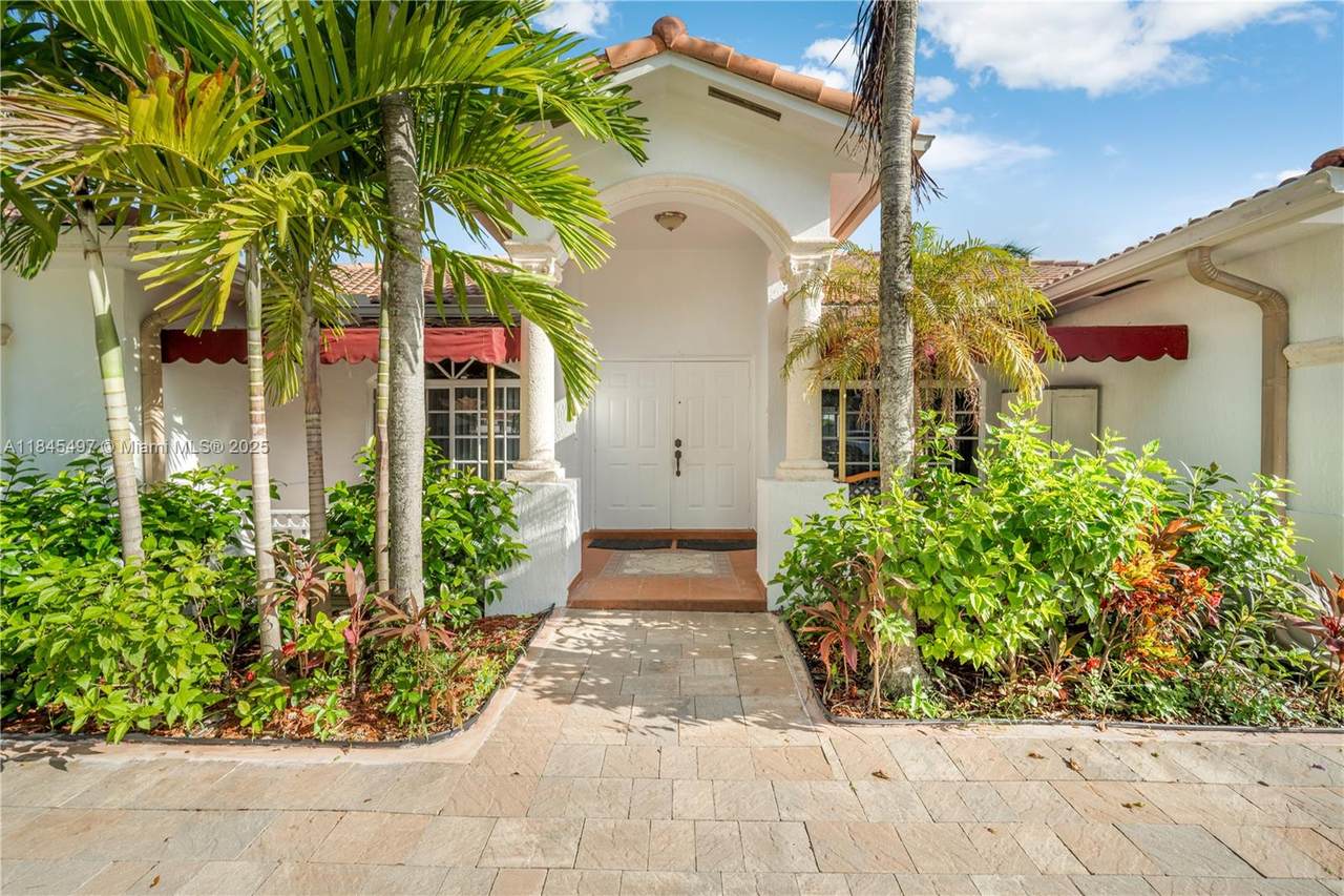 https://bt-photos.global.ssl.fastly.net/miami/1280_boomver_1_A11845497-2.jpg