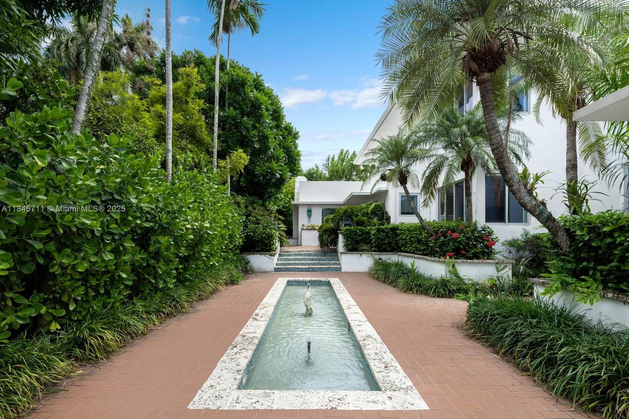 https://bt-photos.global.ssl.fastly.net/miami/1280_boomver_1_A11845711-2.jpg