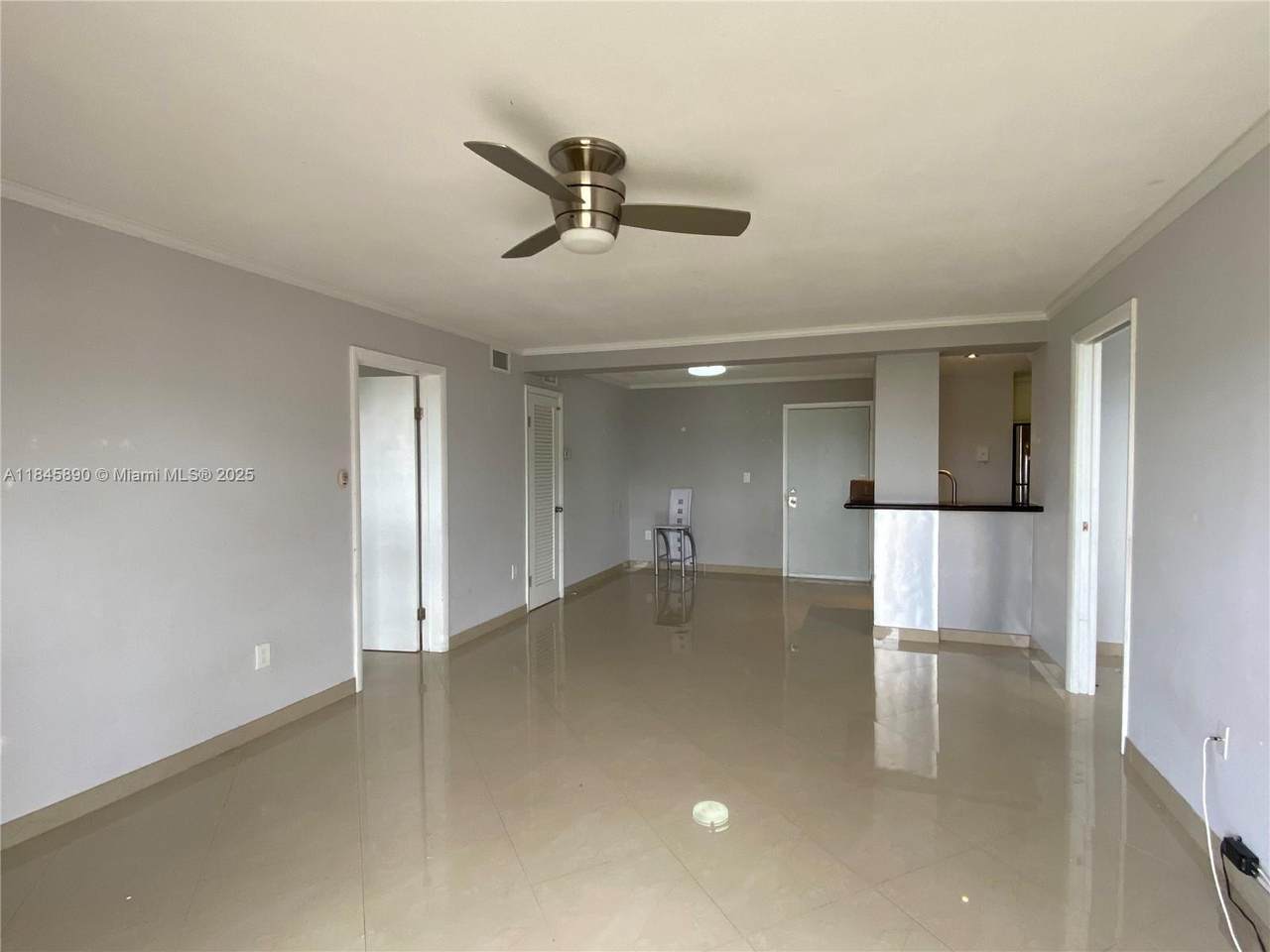 1990 Marseille Dr - Photo 1