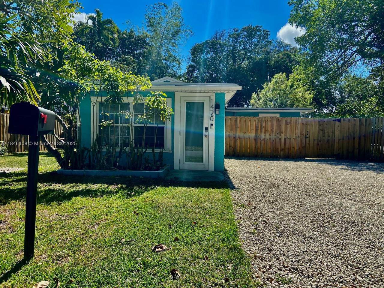 https://bt-photos.global.ssl.fastly.net/miami/1280_boomver_1_A11846108-2.jpg
