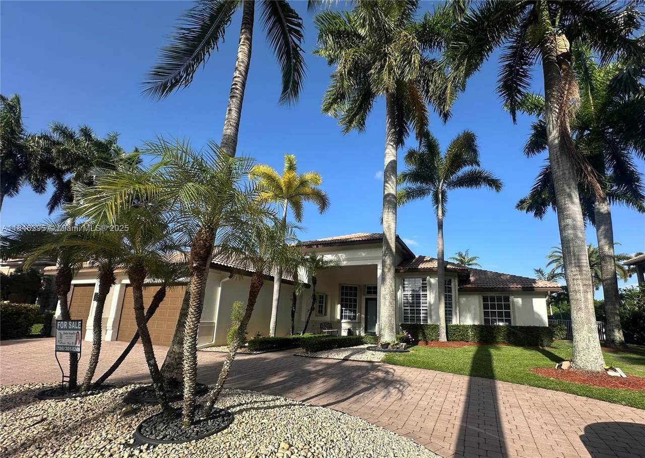 https://bt-photos.global.ssl.fastly.net/miami/1280_boomver_1_A11846295-2.jpg