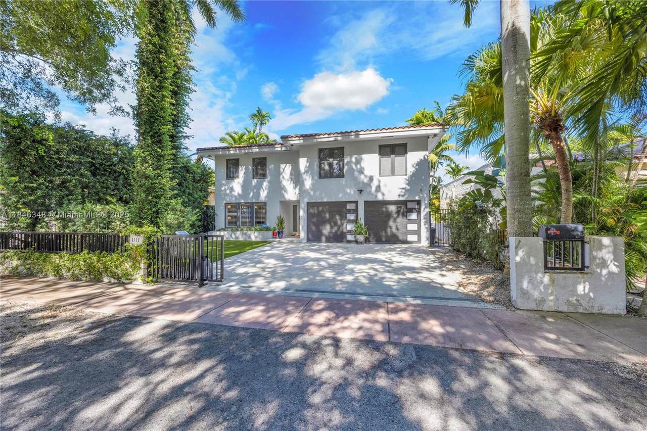 https://bt-photos.global.ssl.fastly.net/miami/1280_boomver_1_A11846348-2.jpg